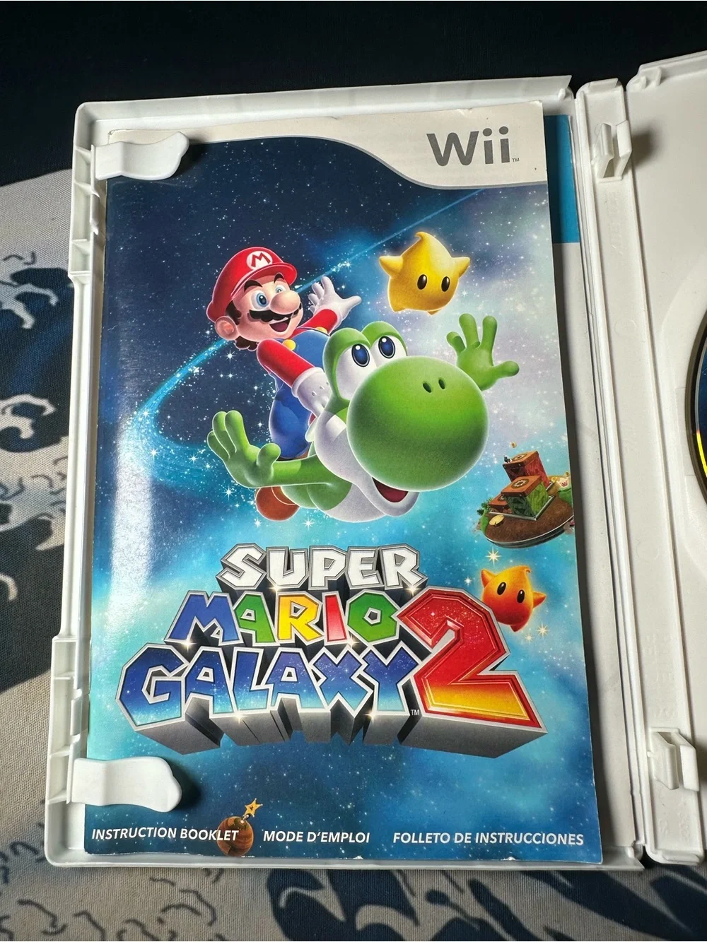 Nintendo Super Mario Galaxy 2 – Blue, Green & Yellow Cover Art